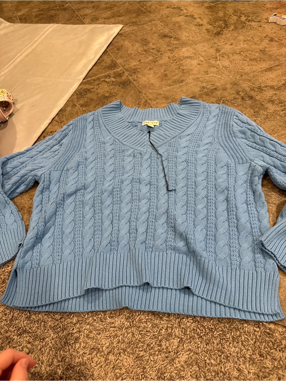 🍍Ava and Viv Blue Cable Knit v neck Sweater